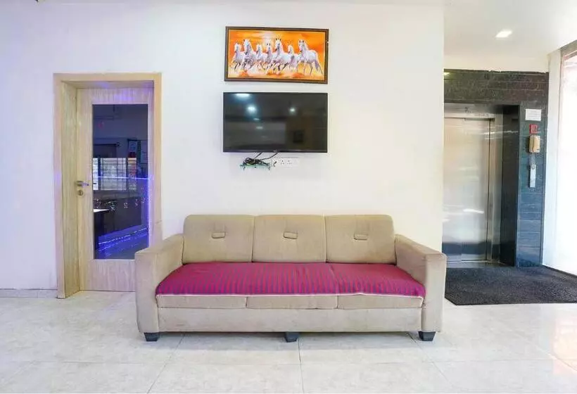 Fabhotel Regent Inn   Nr Skywalk Bridge