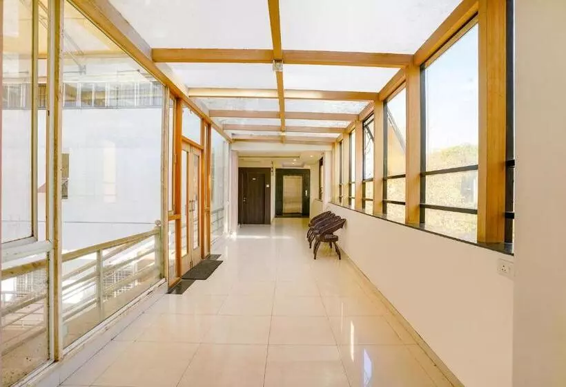 Fabhotel Regent Inn   Nr Skywalk Bridge