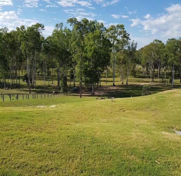 פנסיון Adwaga Lodge