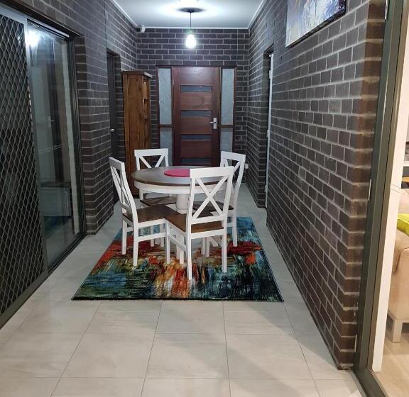 פנסיון Adwaga Lodge