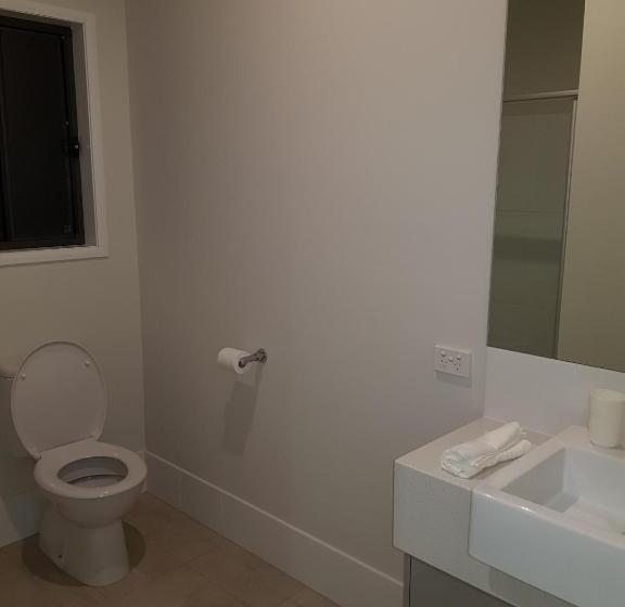 פנסיון Adwaga Lodge