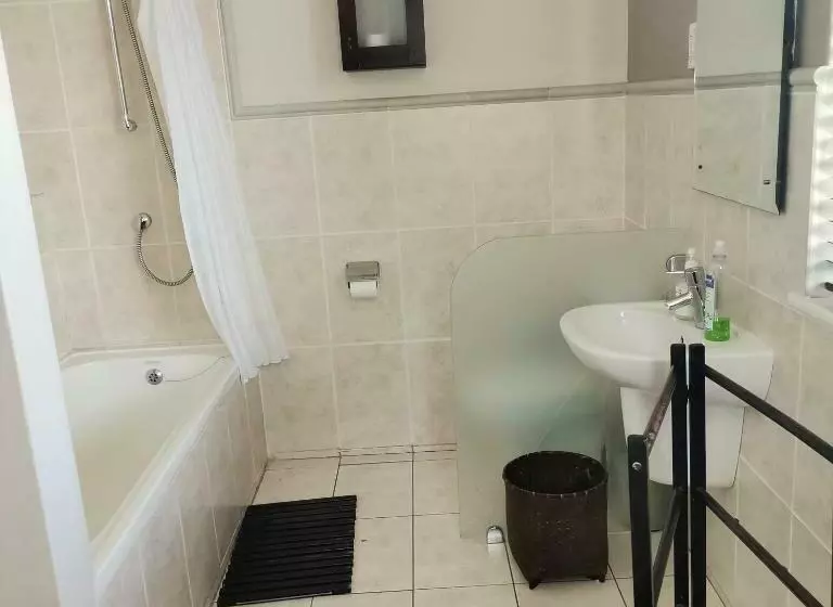 Majatalo Arkenstone Frys Guesthouse