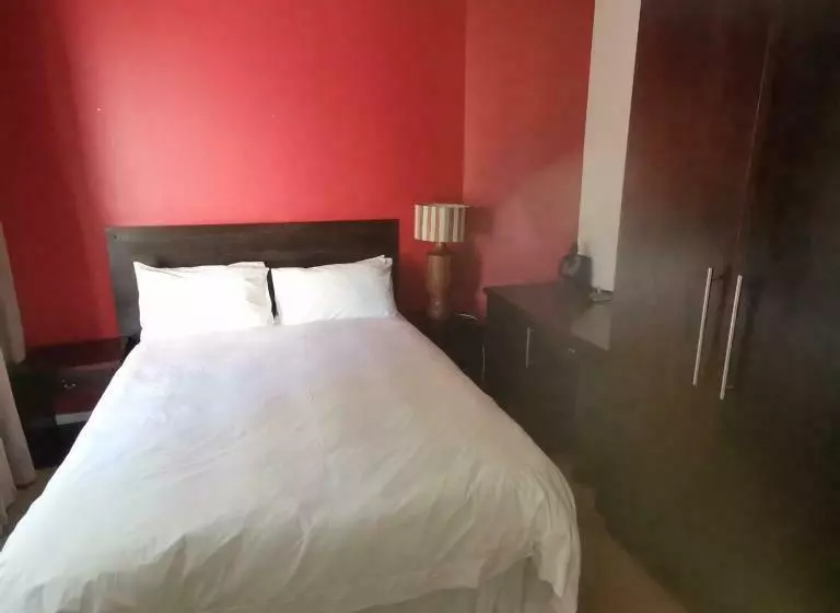 Majatalo Arkenstone Frys Guesthouse