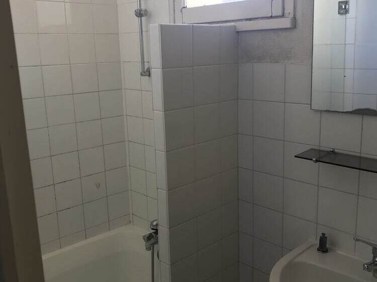 بنسيون Auberge Du Camfrout