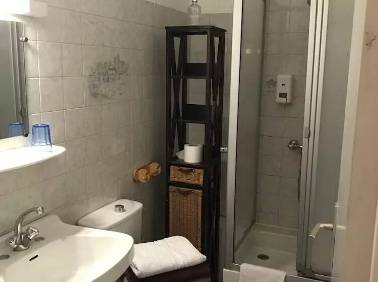 Majatalo Auberge Du Camfrout