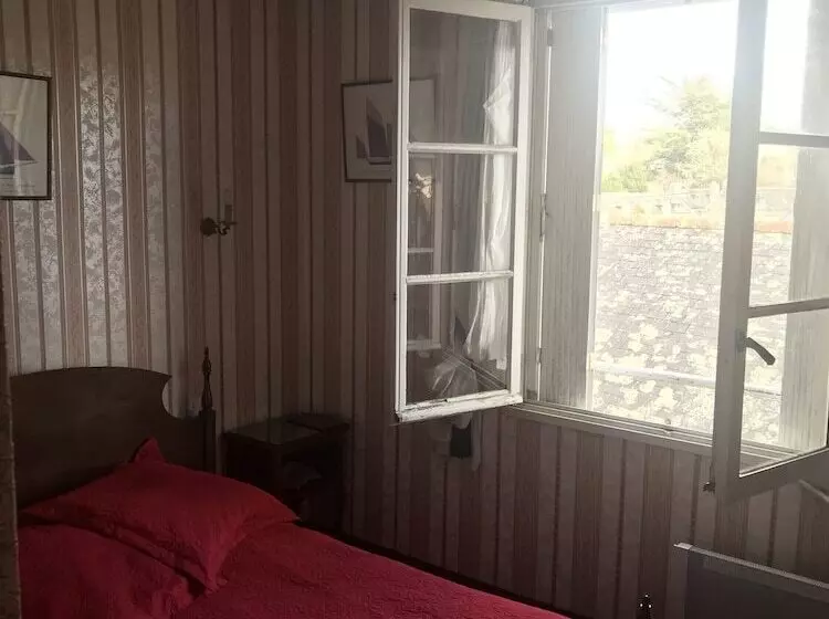 Majatalo Auberge Du Camfrout