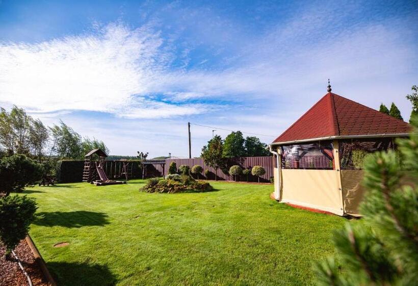 פנסיון Fenyves Csárda Vendégház