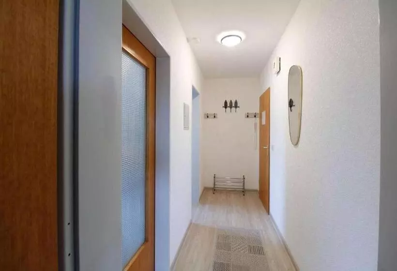 ペンション Ferienwohnungfloppyhansiog3