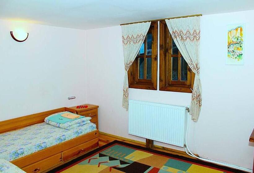بنسيون Melnik Pyramids Guesthouse