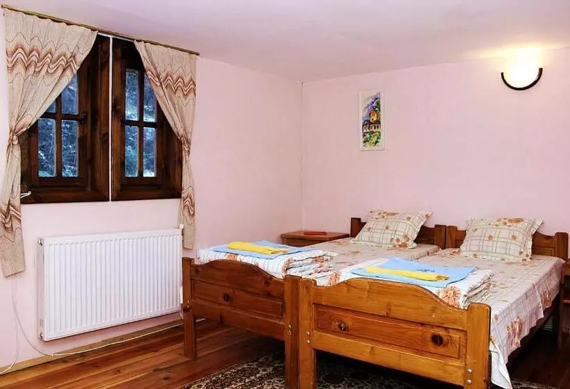 Majatalo Melnik Pyramids Guesthouse