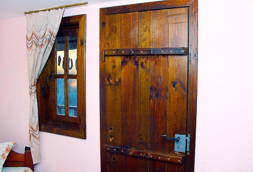 بنسيون Melnik Pyramids Guesthouse