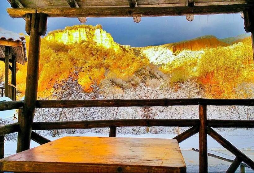 بنسيون Melnik Pyramids Guesthouse