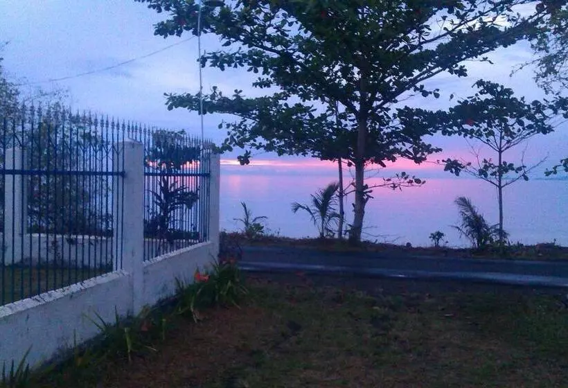 Majatalo Sendowan Baru Amurang