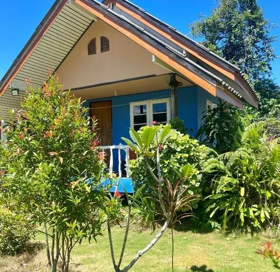 リゾートホテル Lee Red House