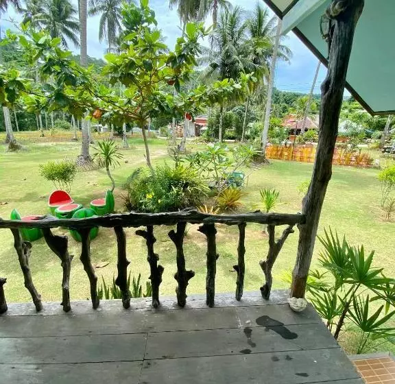 リゾートホテル Lee Red House