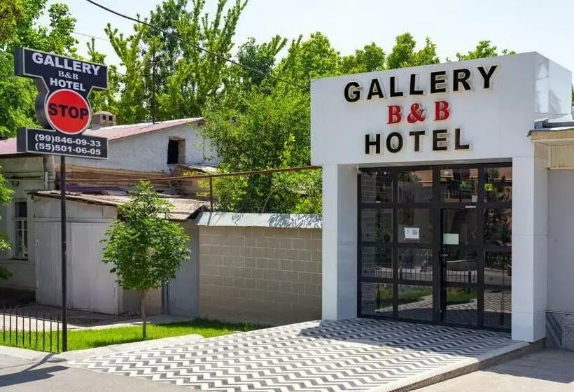 & Hostel Gallery