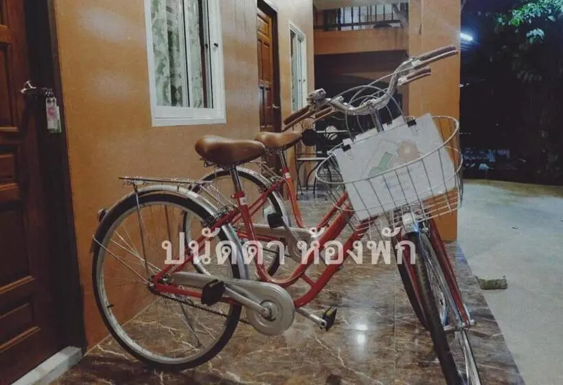 ユースホステル ปนัดดา ห้องพัก