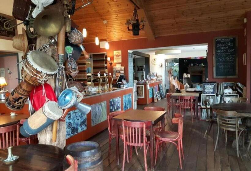 ユースホステル Gezinskamer Van Waard Van Kekerdom