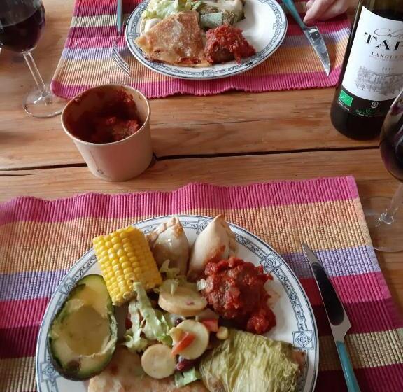 ユースホステル Gezinskamer Van Waard Van Kekerdom