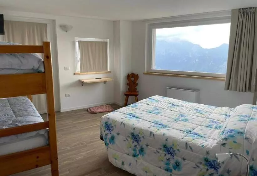 ユースホステル La Casera