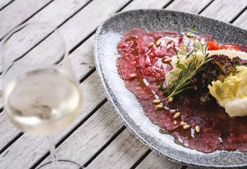 Retkeilymaja Weingut Essgut Schlafgut Sabathihof Dillinger