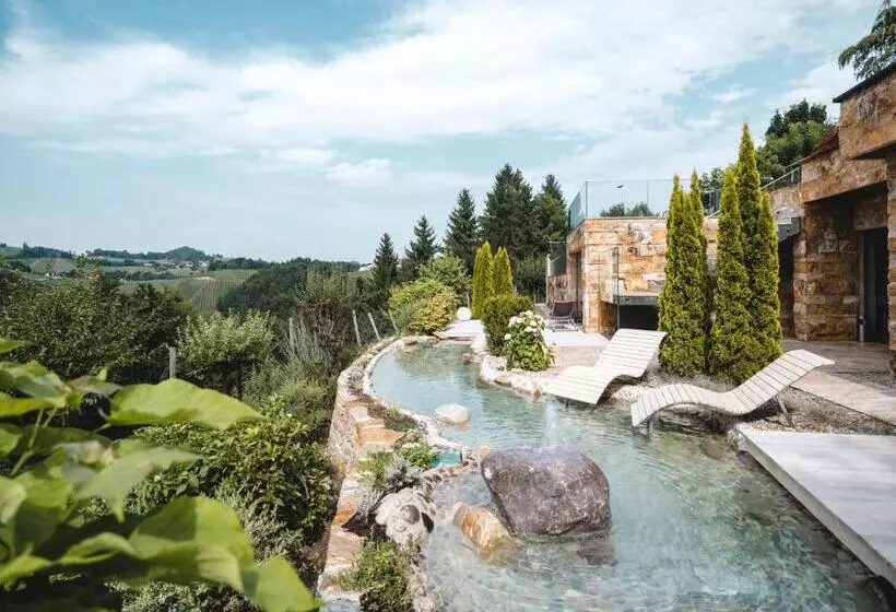 Retkeilymaja Weingut Essgut Schlafgut Sabathihof Dillinger