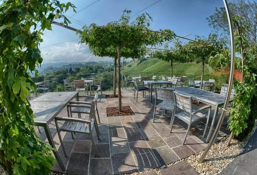 Retkeilymaja Weingut Essgut Schlafgut Sabathihof Dillinger