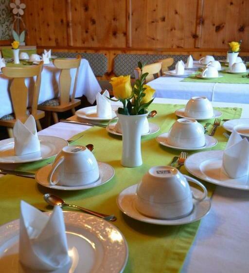 Bed and Breakfast Bauernhofpension Moar In Reith