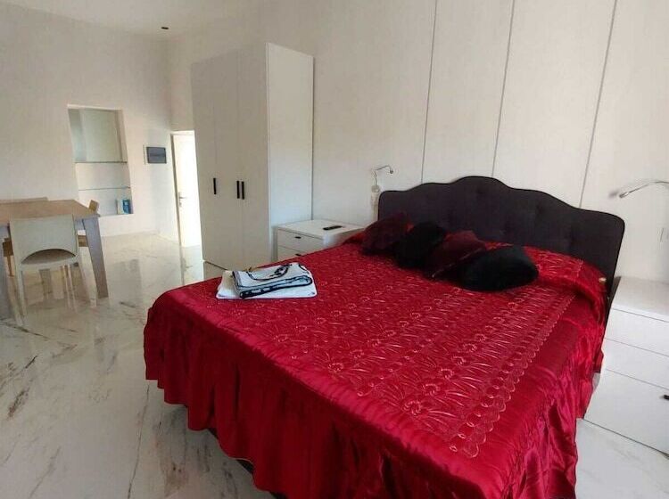 ベッドアンドブレックファースト Black & White