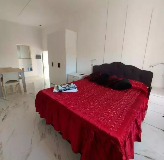 Aamiaismajoitus (B&B) Black & White