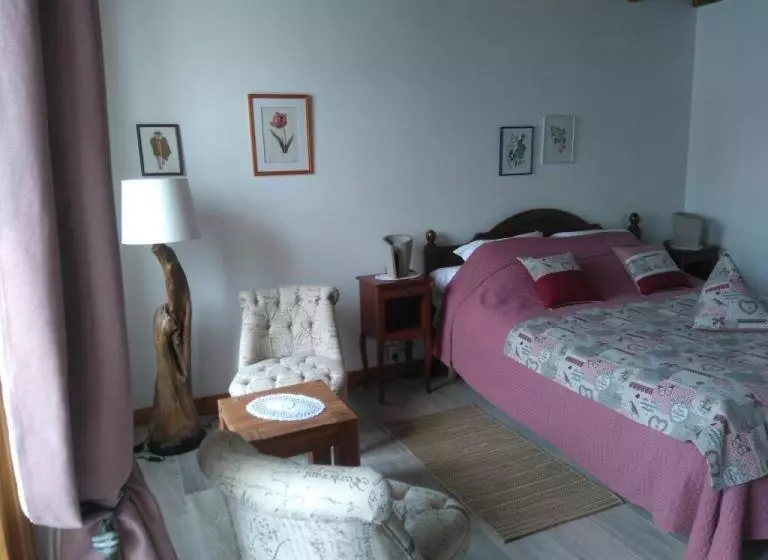 Aamiaismajoitus (B&B) Chambres D Hôtes Domaine Le Fragnaud