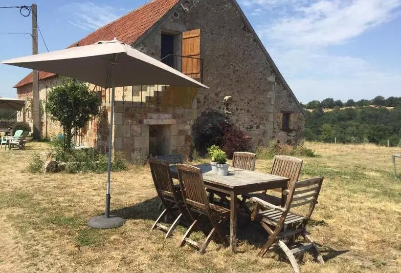 Aamiaismajoitus (B&B) Chambres D Hôtes Domaine Les Grands Pérons