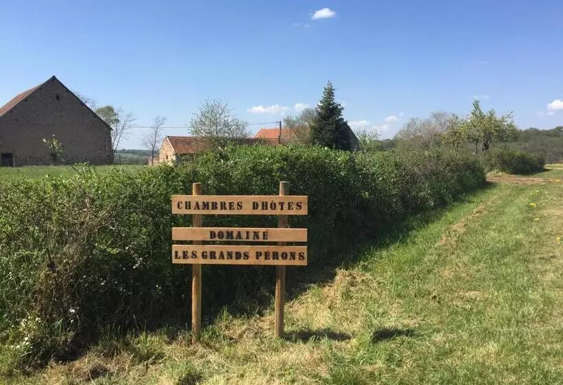 Aamiaismajoitus (B&B) Chambres D Hôtes Domaine Les Grands Pérons