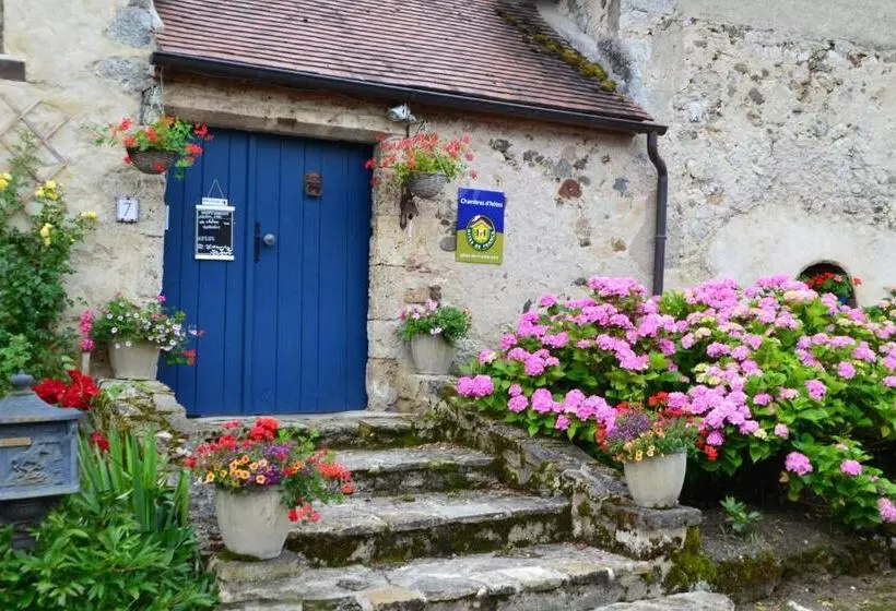 Aamiaismajoitus (B&B) La Maison Aux Hortensias