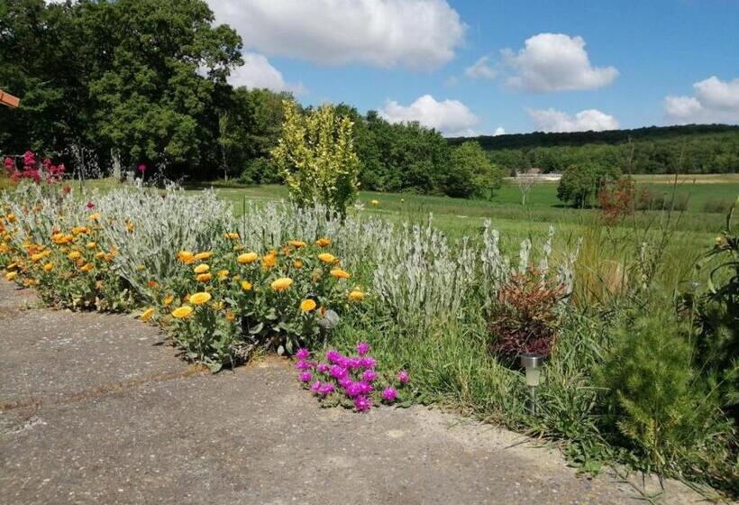 צימר Maison Maupas Chambre Rouge