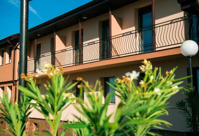 Hotel пиргуля