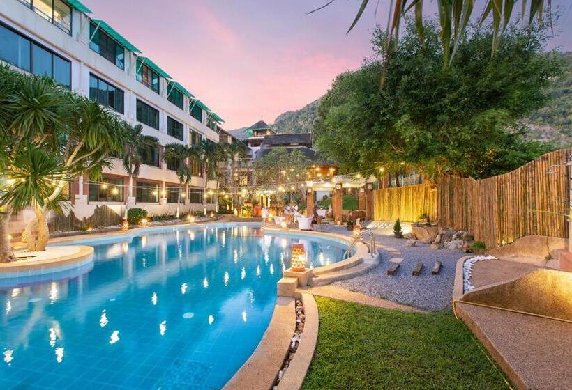 Hotel ปานเทล เขาใหญ่ Parntel Khaoyai