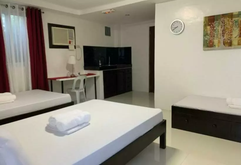 Hotelli Batis Ni Juan Leisureland