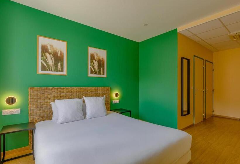 فندق Hôtel De La Tour