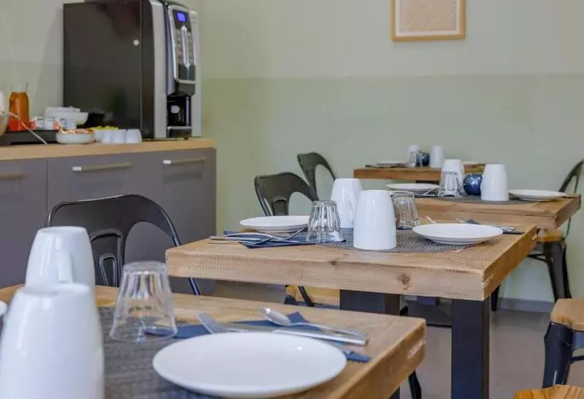 ホテル Hôtel De La Tour