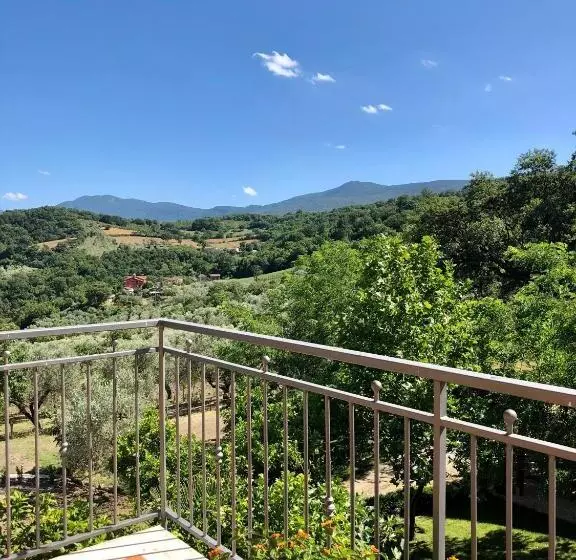 Hotelli Il Casolare Degli Alburni