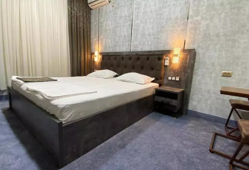 هتل Jinju