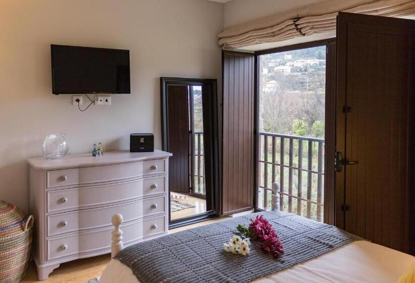 هتل Quinta De Alvarenga