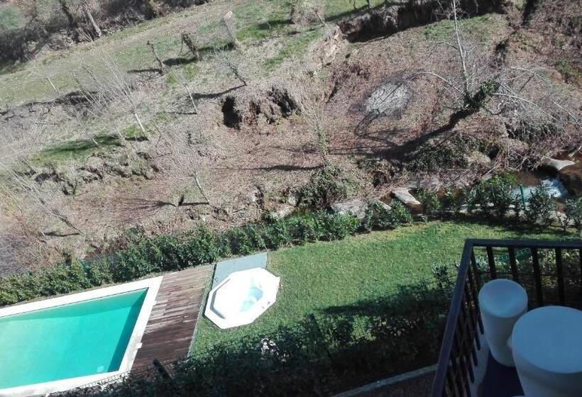 هتل Quinta De Alvarenga