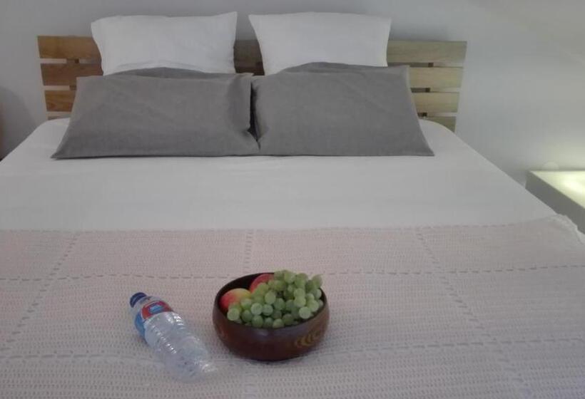 هتل Quinta De Alvarenga