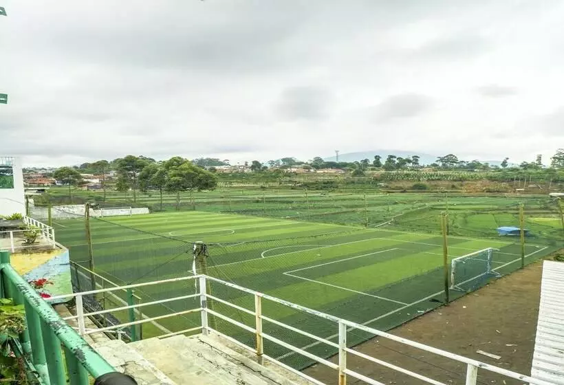 ホテル Spot On 90991 Eco Tourism Desa Panundaan Ciwidey 2 Syariah