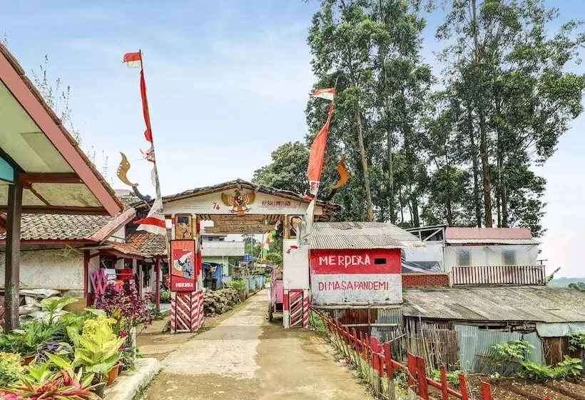 ホテル Spot On 90991 Eco Tourism Desa Panundaan Ciwidey 2 Syariah