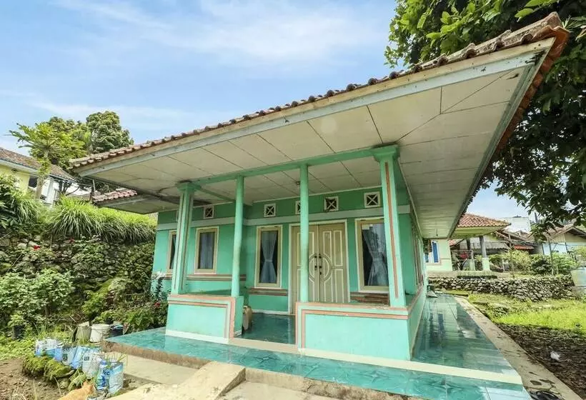 ホテル Spot On 90991 Eco Tourism Desa Panundaan Ciwidey 2 Syariah