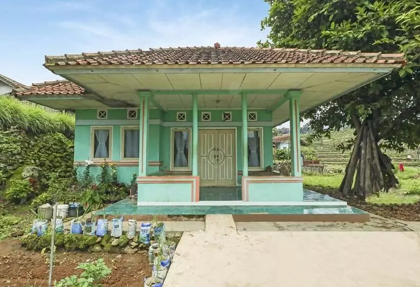 ホテル Spot On 90991 Eco Tourism Desa Panundaan Ciwidey 2 Syariah