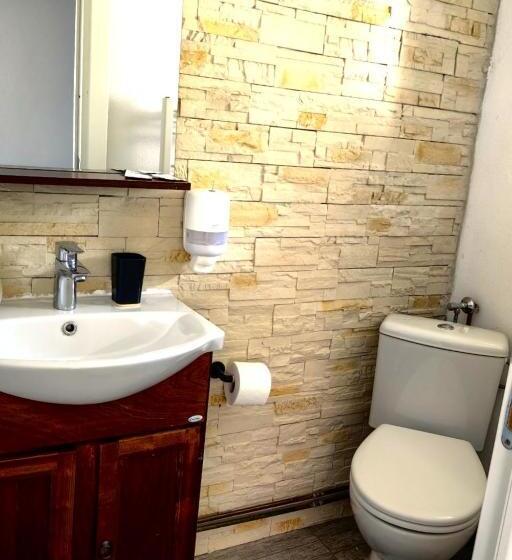 호텔 Voinescu House   Natural Living & Eating